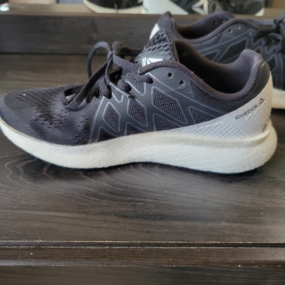 Reebok sneaker - Picture 4 of 11